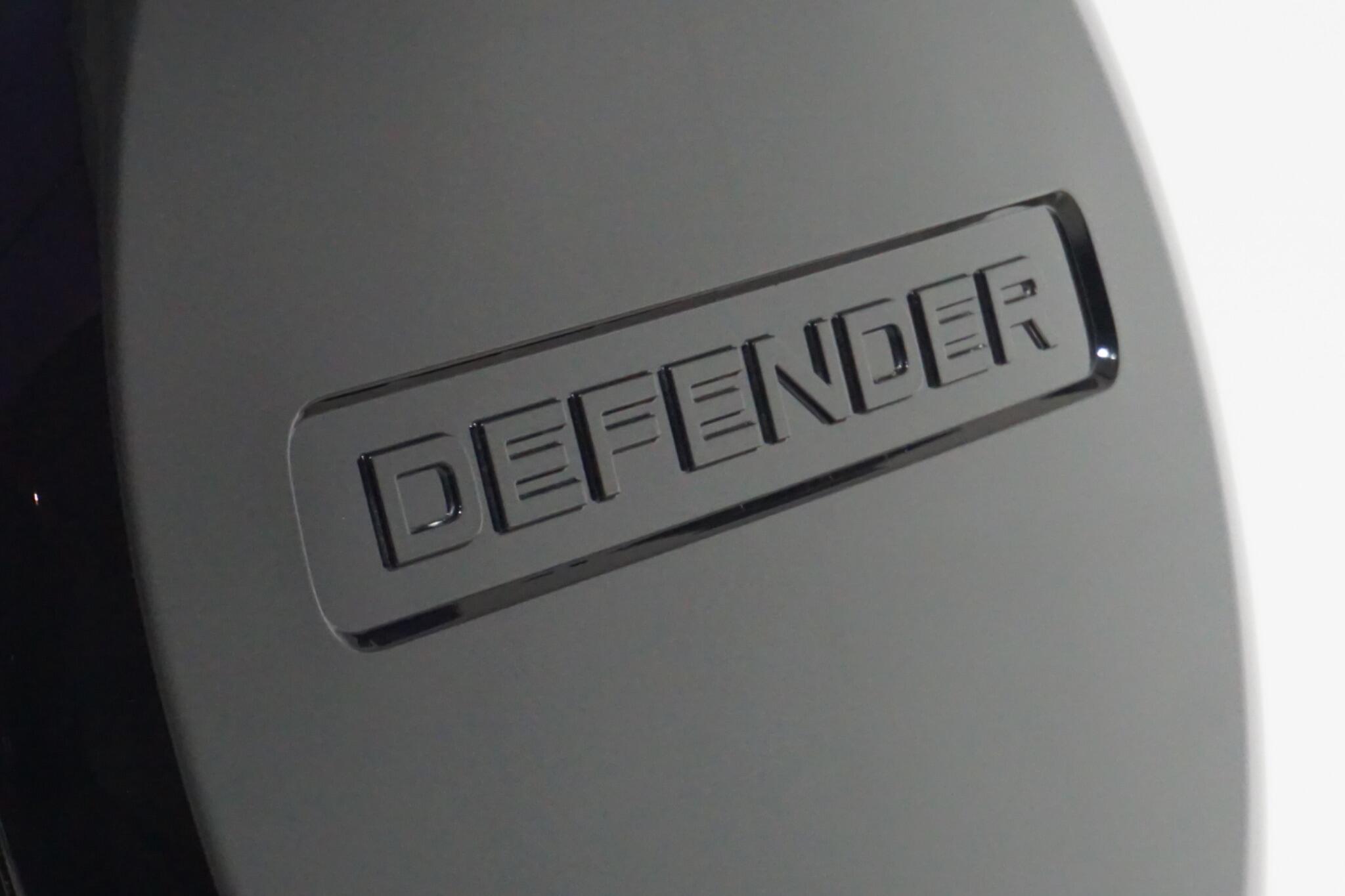 Land Rover Defender 110 2.0 P400e 15.4kWh X-Dynamic HSE SUV 5dr Petrol Plug-in Hybrid Auto 4WD Euro 6 (s/s) (404 ps)